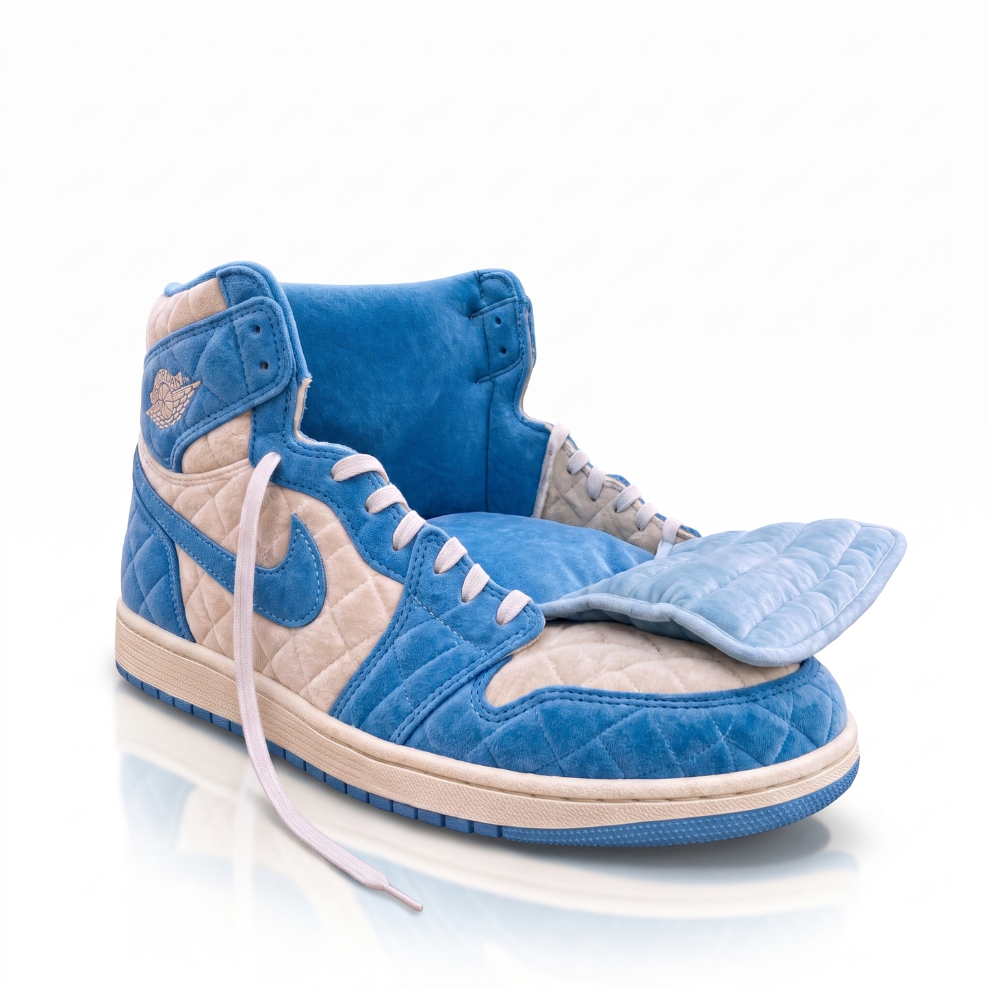 Air Jordan 1 UNC